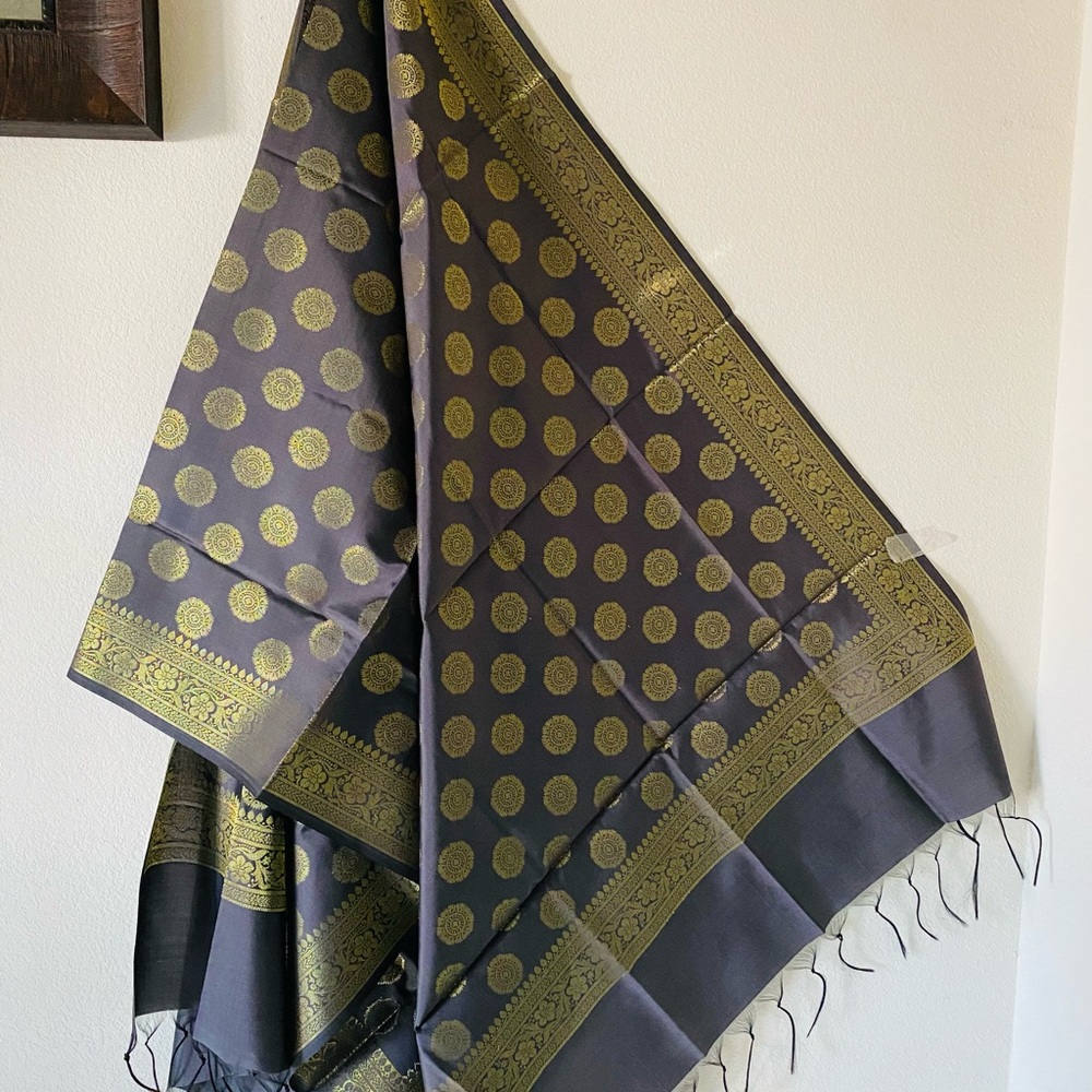 Banarasi Dupatta Scarf